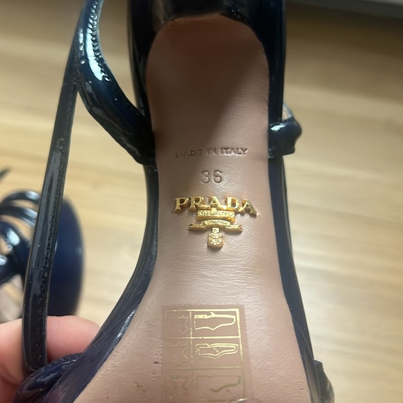 Prada Blue Patent Leather Bow Open Toe Slingback Sandals - Picture 4 of 4